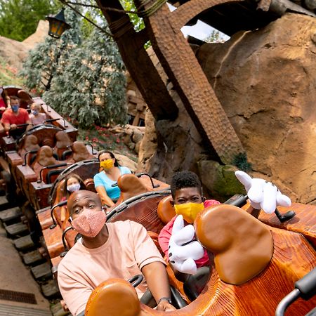 Disney'S Animal Kingdom Lodge Four Corners Exterior photo